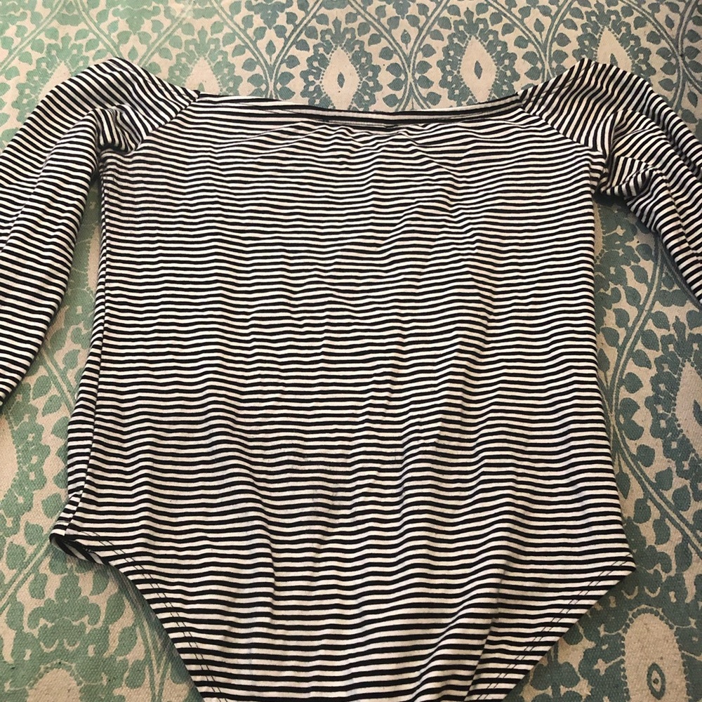 Off the shoulder black and white bodysuit